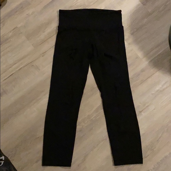 lululemon athletica Pants - Size 2 lululemon wonder under crop leggings